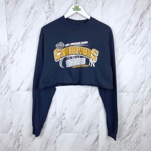 Vintage 2003 New York Yankees Cropped T-Shirt